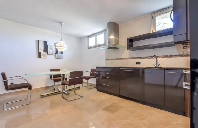 Herverkoop - Villa -
Benissa - La Fustera