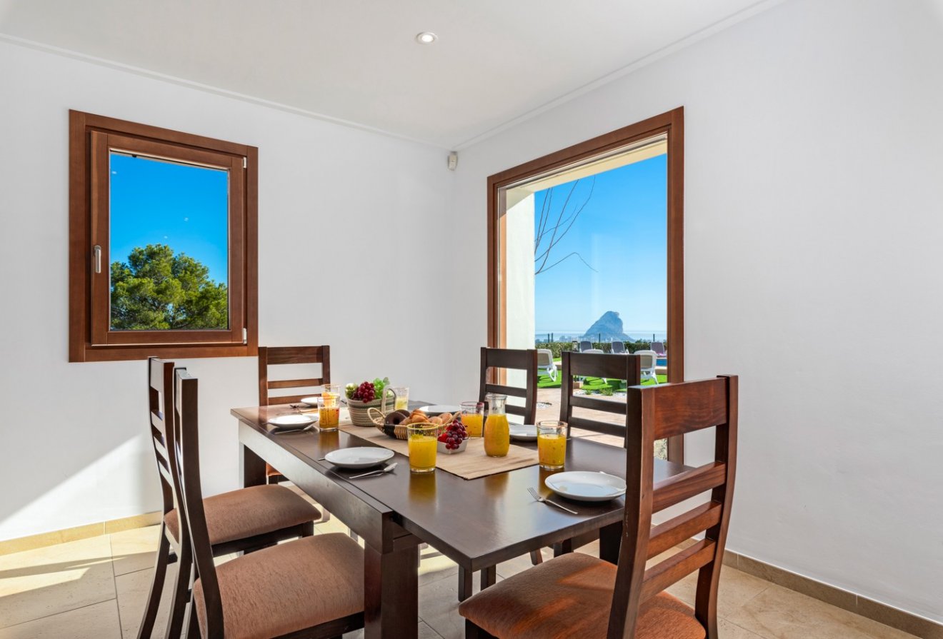 Herverkoop - Villa -
Benissa