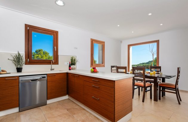 Herverkoop - Villa -
Benissa