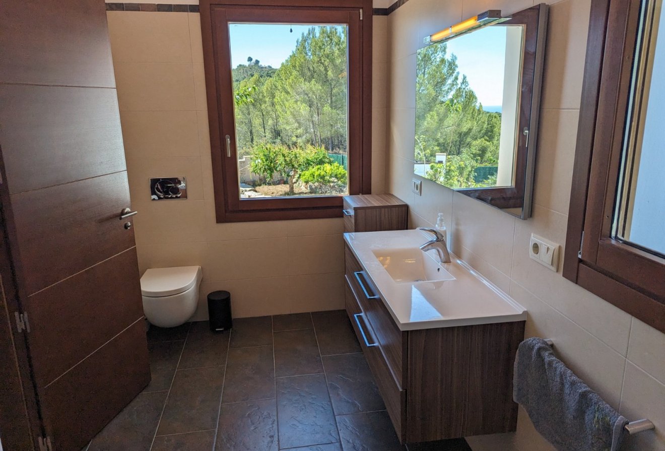 Herverkoop - Villa -
Benissa