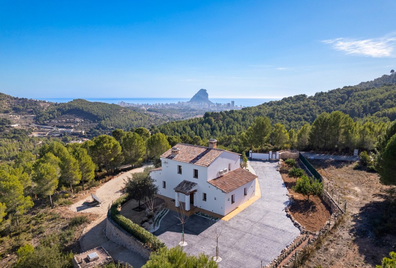 Herverkoop - Villa -
Benissa