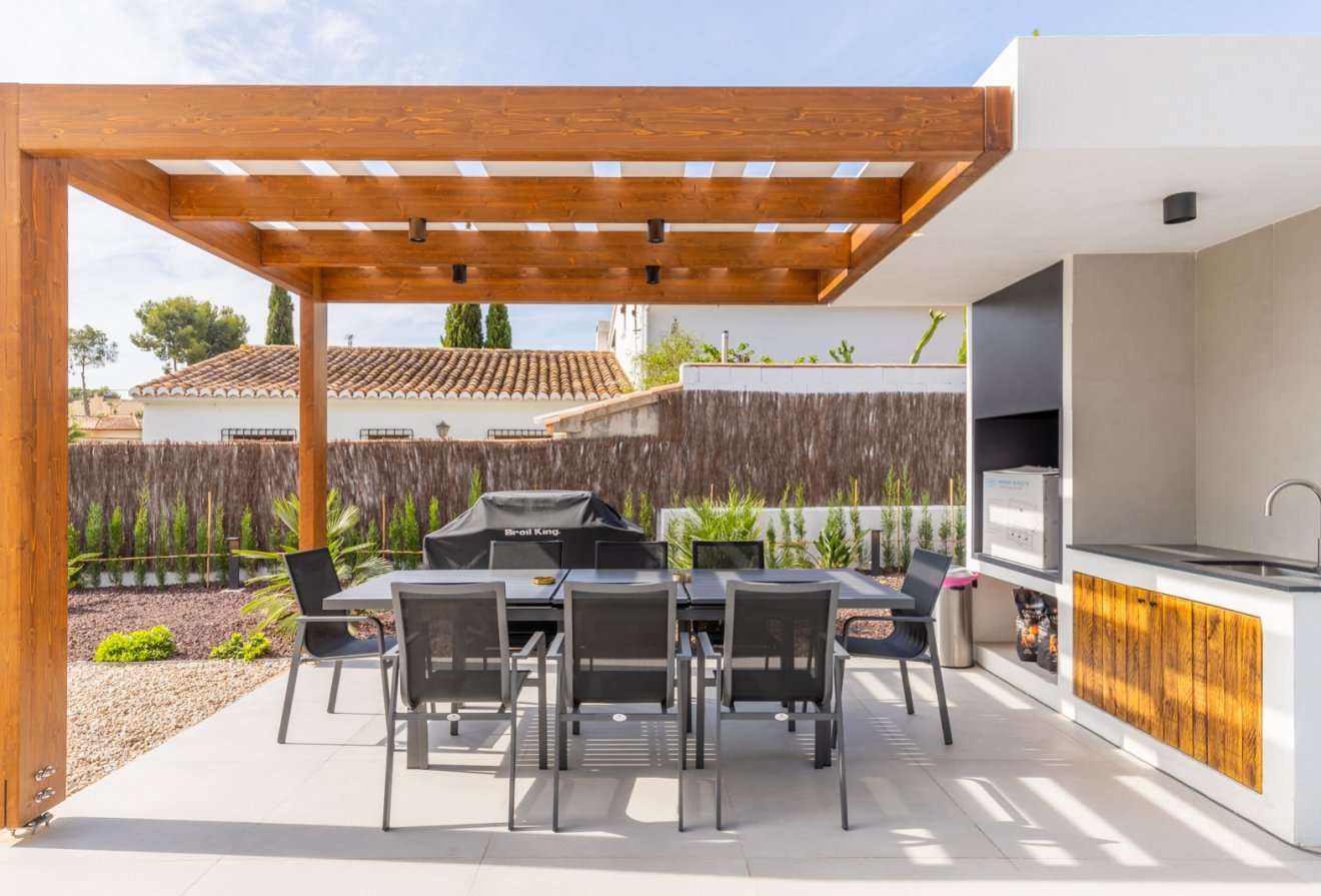 Herverkoop - Villa -
Benissa - La Fustera