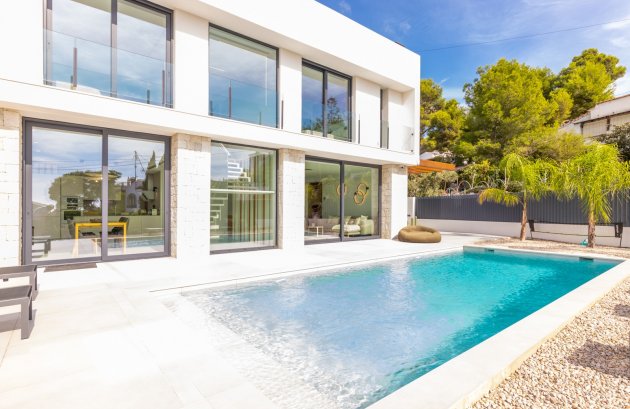 Herverkoop - Villa -
Benissa - La Fustera