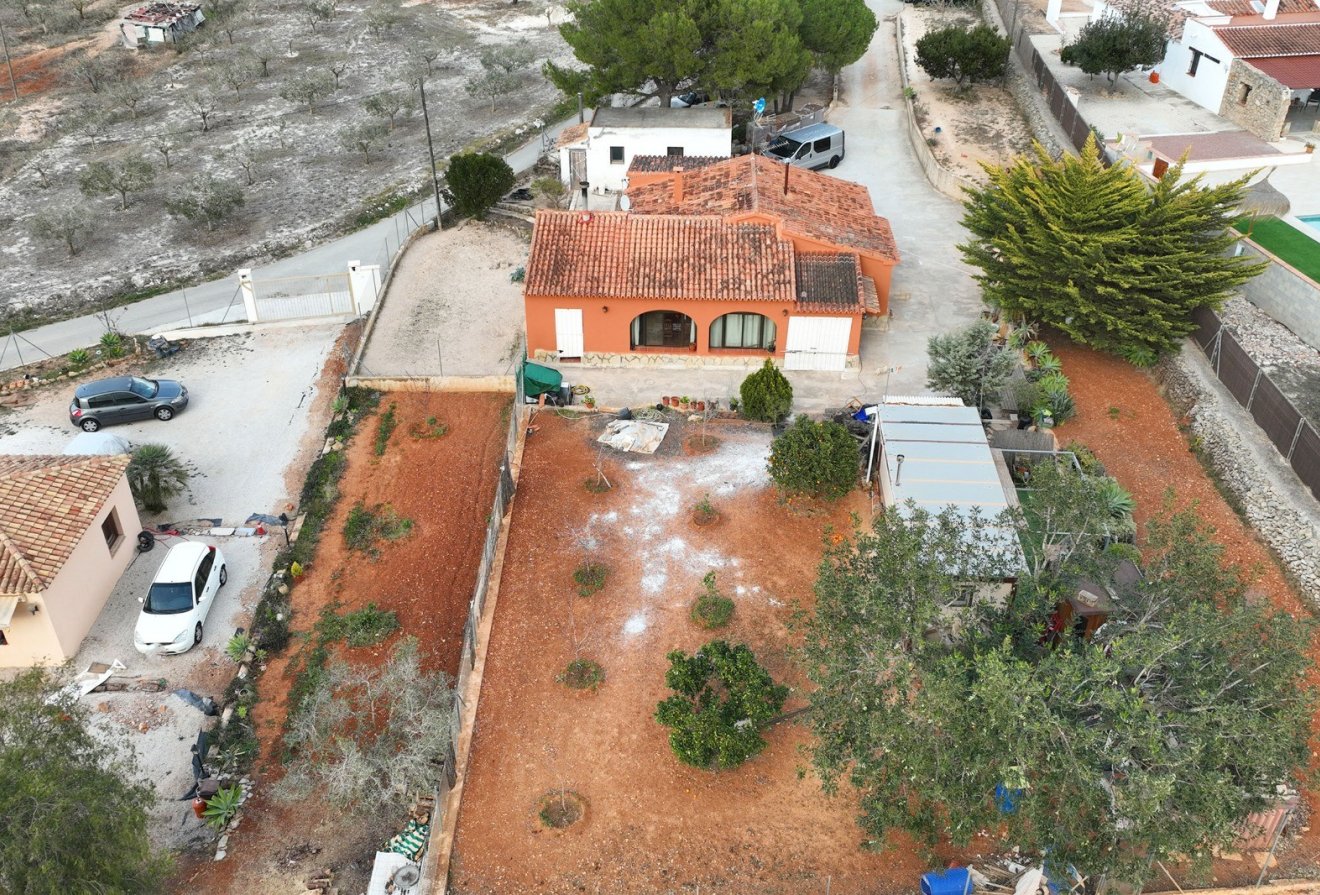 Herverkoop - Villa -
Benissa - Partida Canor