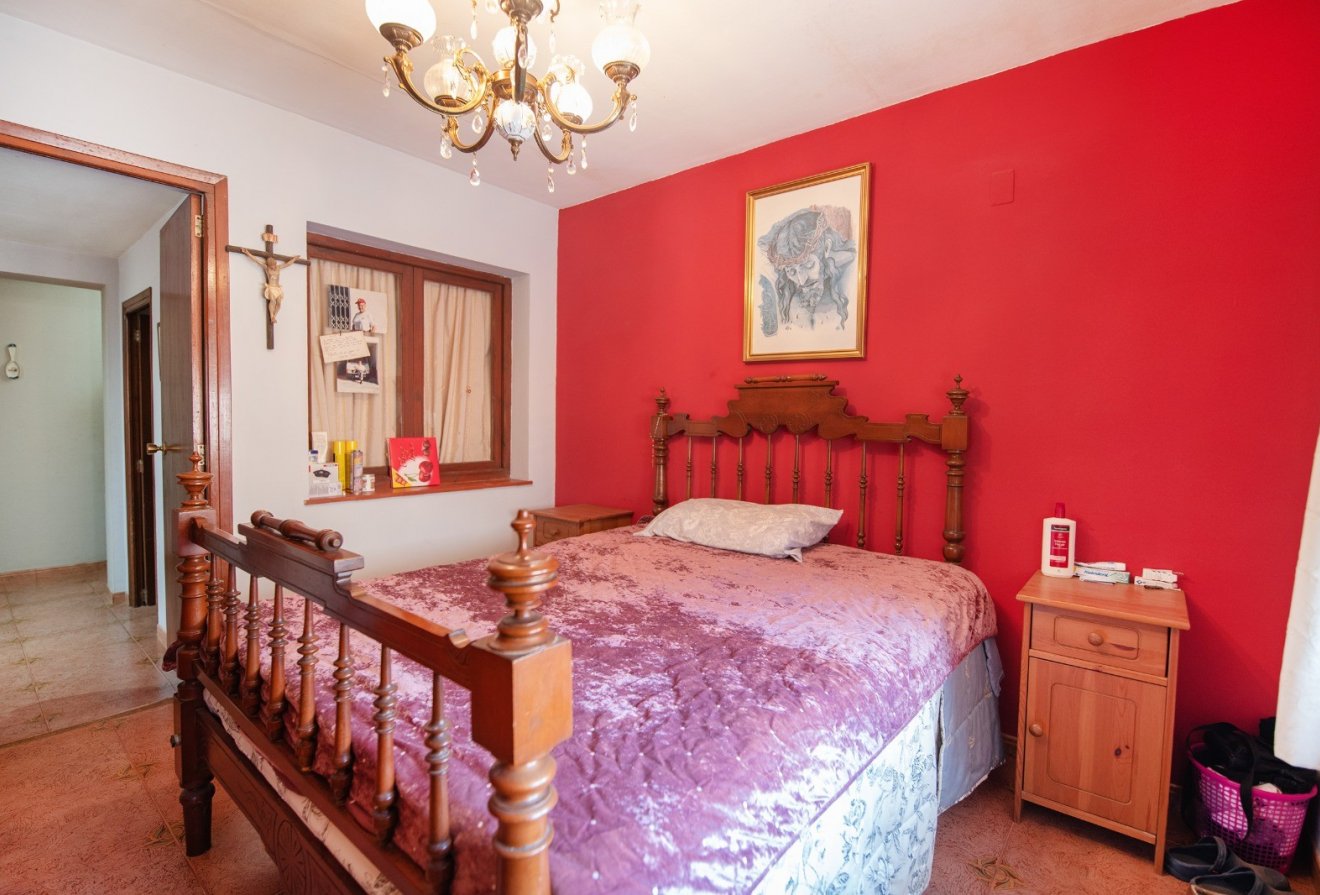 Herverkoop - Villa -
Benissa - Partida Canor