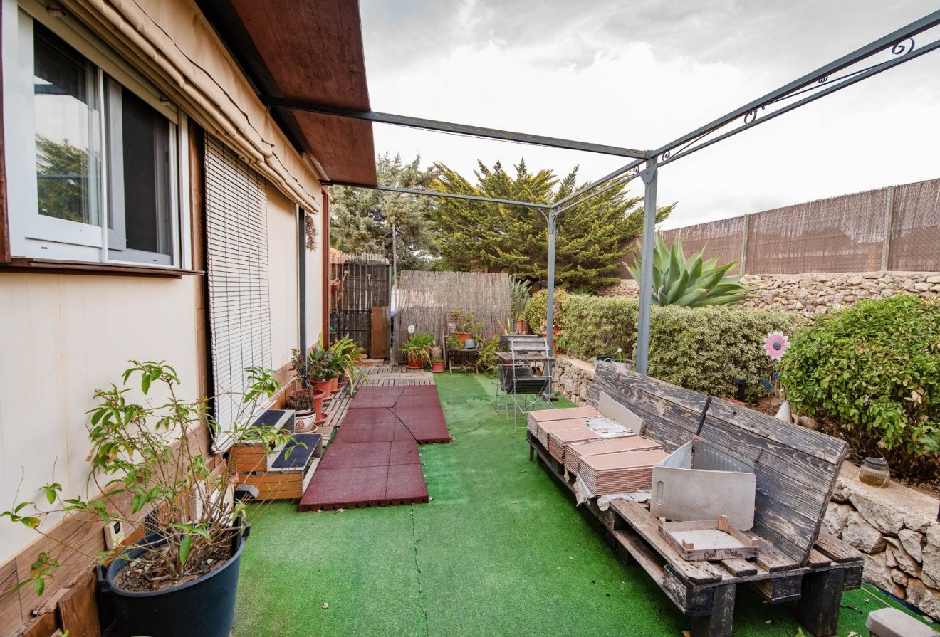 Herverkoop - Villa -
Benissa - Partida Canor