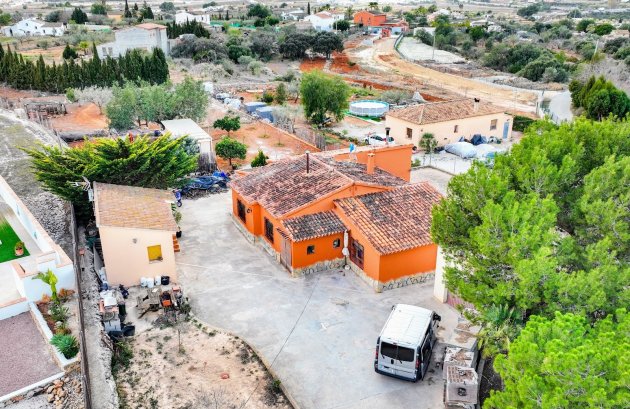 Herverkoop - Villa -
Benissa - Partida Canor