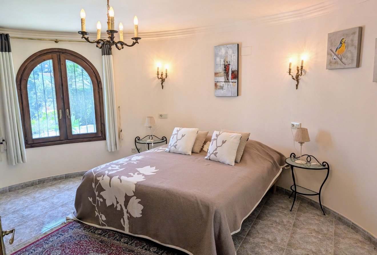 Herverkoop - Villa -
Moraira - Valle del Portet, Benitachell